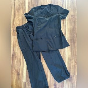 Infinity Womens Scrubs.